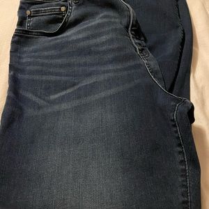 Women’s Time and Tru High Rise Dark Wash Jeans 20 Short